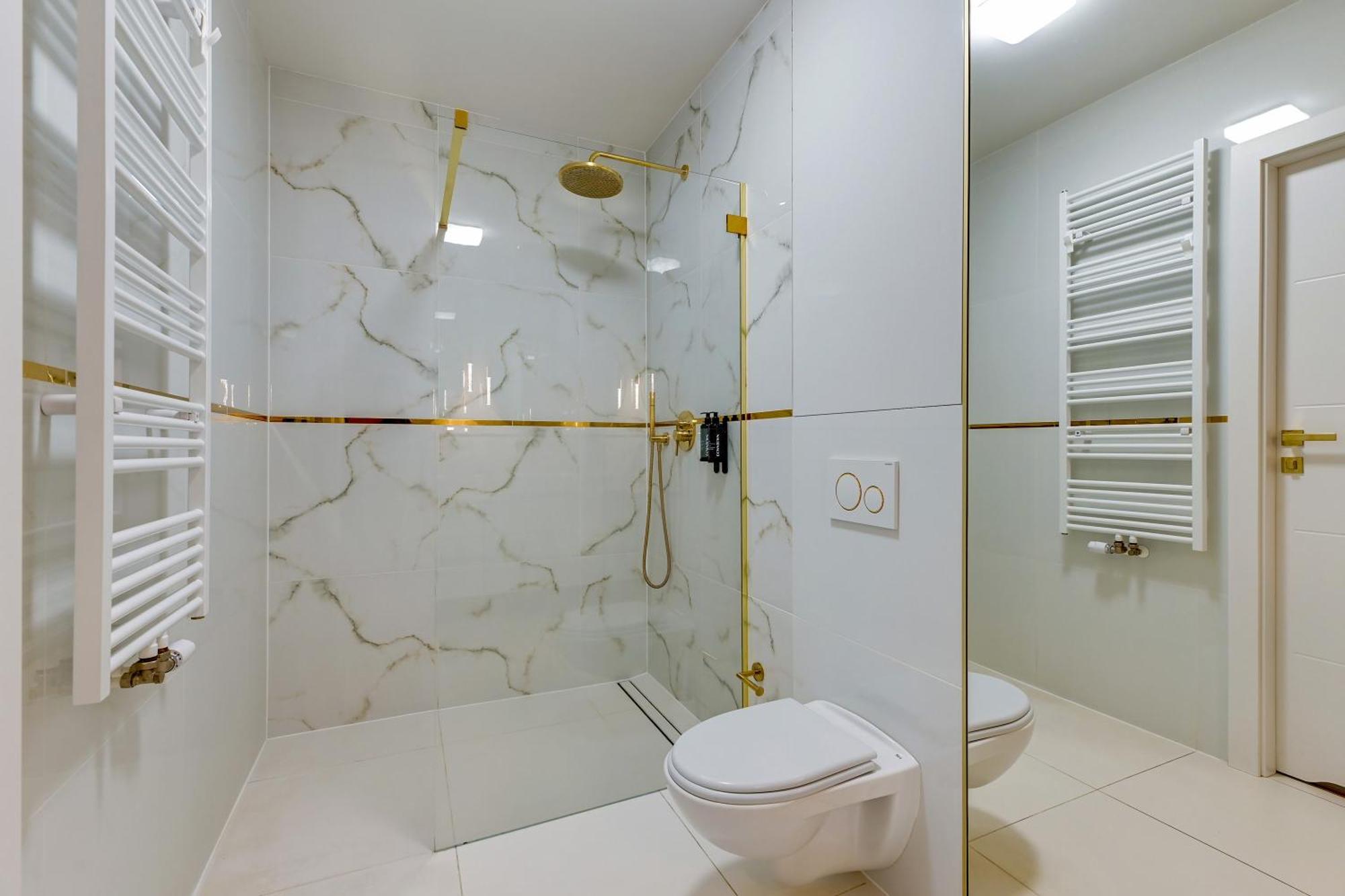 Rezydencja Wintera & Parking By Downtown Apartments Гданск Стая снимка